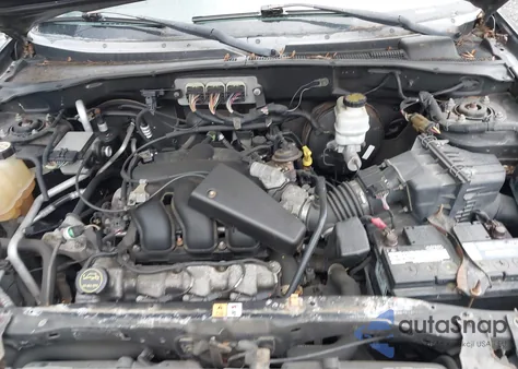 2007 Ford Escape Xlt/Xlt Sport from USA, damaged, VIN 1FMYU93147KA24859